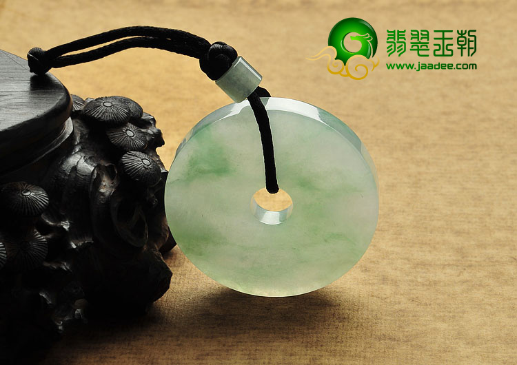 冰种飄绿花缅甸翡翠A货平安扣挂件