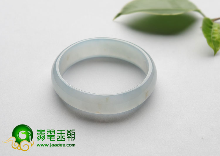 冰种晴水缅甸翡翠A货贵妃镯（52.8mm-48.7mm）