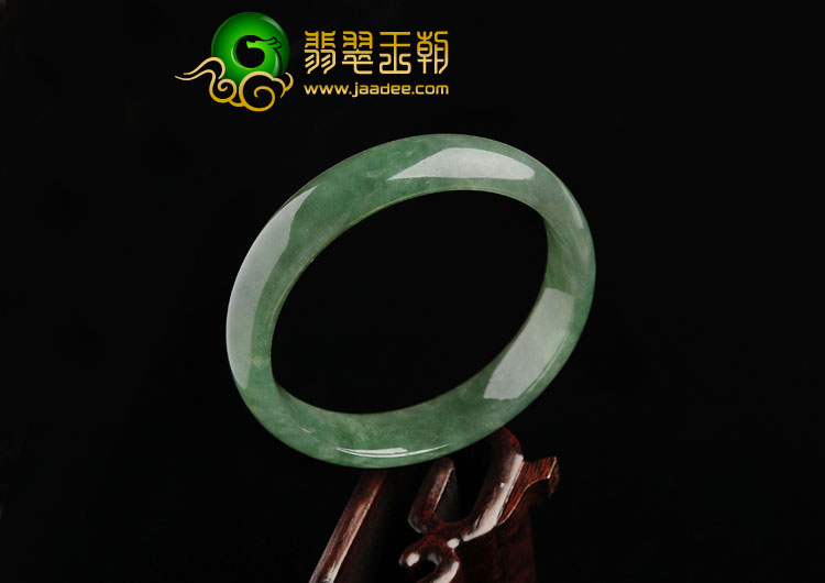 糯冰种晴水缅甸翡翠A货手镯（58.4mm）