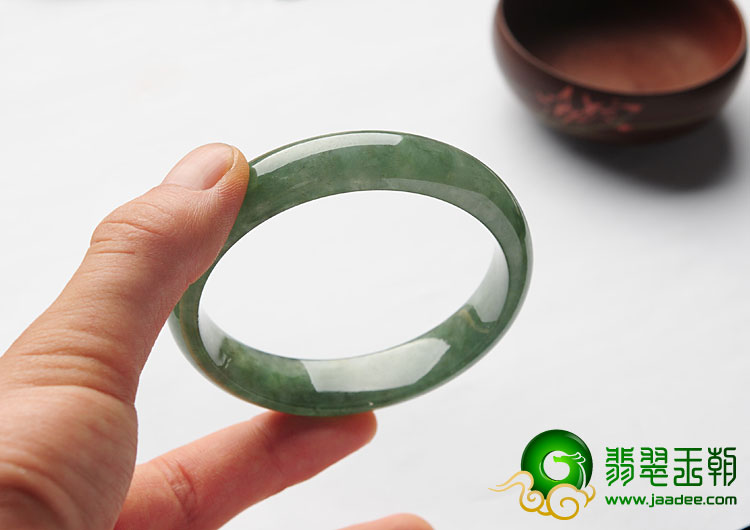 糯冰种晴水缅甸翡翠A货手镯（58.4mm）