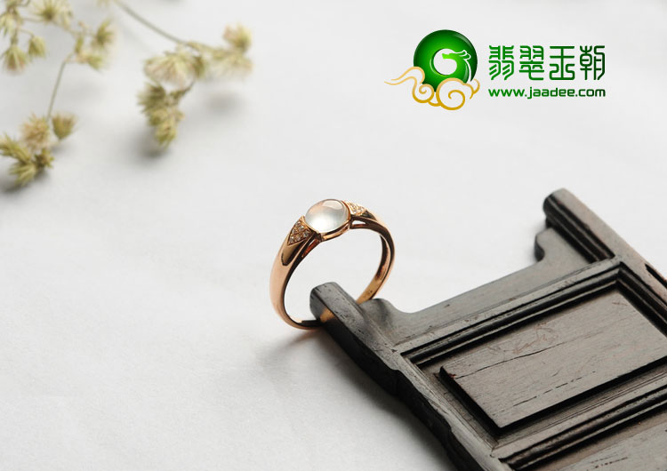 玻璃种无色缅甸翡翠A货镶玫瑰金戒指（真钻）