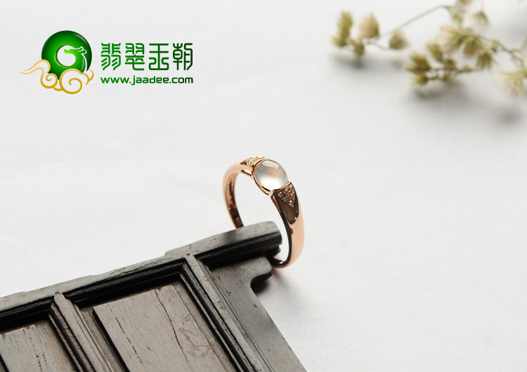 玻璃种无色缅甸翡翠A货镶玫瑰金戒指（真钻）