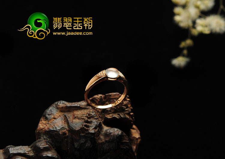 玻璃种无色缅甸翡翠A货镶玫瑰金戒指（真钻）