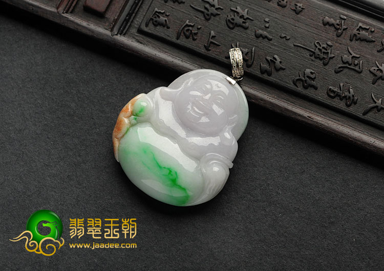 糯冰种三彩缅甸翡翠A货玉佛挂件