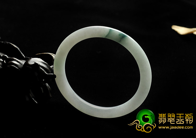 糯冰种飘花缅甸翡翠A货手镯（56.7mm）
