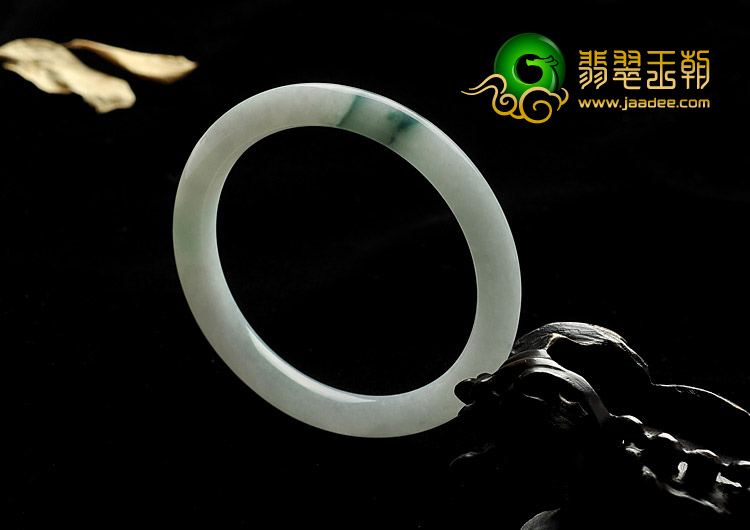 糯冰种飘花缅甸翡翠A货手镯（56.7mm）