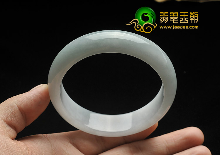 糯冰种晴水缅甸翡翠A货手镯（61.9mm）
