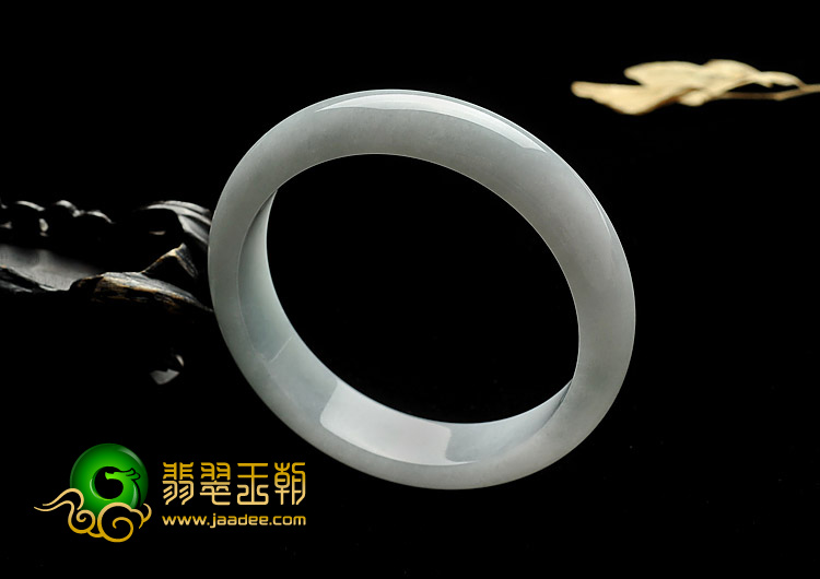 糯冰种晴水缅甸翡翠A货手镯（61.8mm）