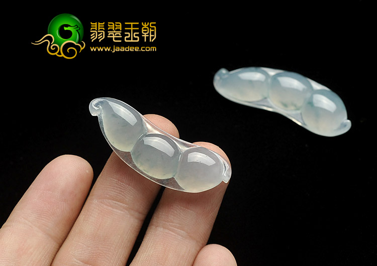 冰种飘花缅甸翡翠A货四季豆挂件（单价）