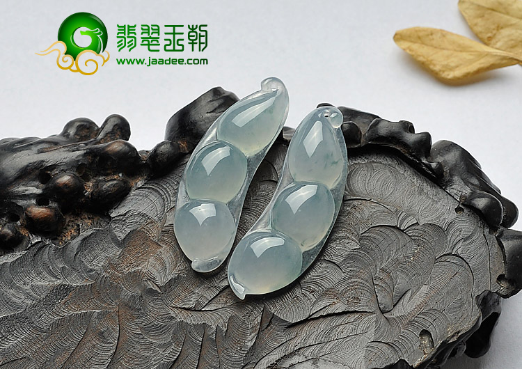 冰种飘花缅甸翡翠A货四季豆挂件（单价）