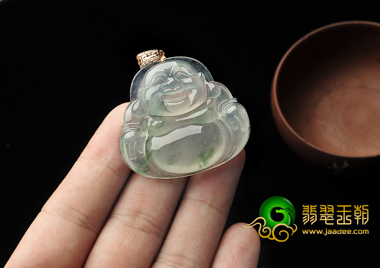 冰玻种飘花缅甸翡翠A货玉佛挂件