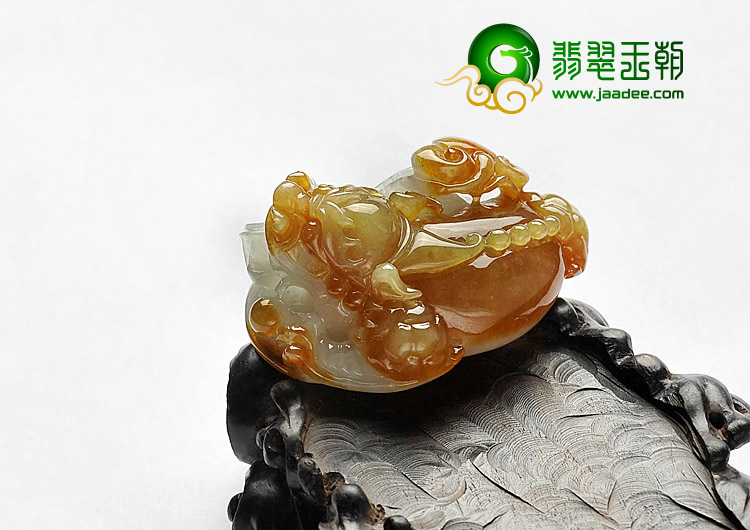 糯冰种褐黄翡缅甸翡翠A货貔貅挂件