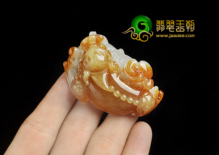 糯冰种褐黄翡缅甸翡翠A货貔貅挂件