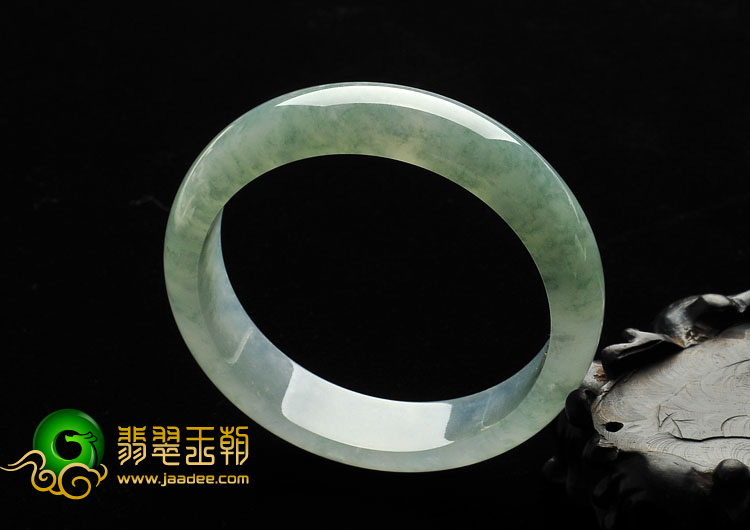 冰种飘花缅甸翡翠A货手镯（56.6mm）