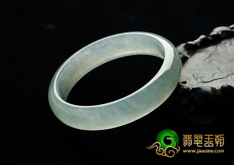 冰种晴水缅甸翡翠A货手镯（58.2mm）