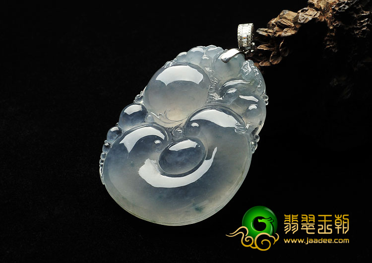 冰种淡紫罗兰略飘花缅甸翡翠A货如意寿挂件（金扣）