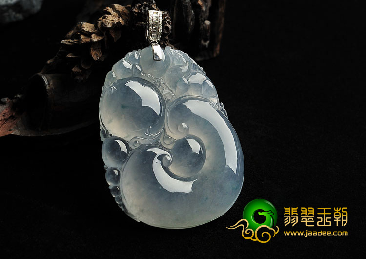 冰种淡紫罗兰略飘花缅甸翡翠A货如意寿挂件（金扣）