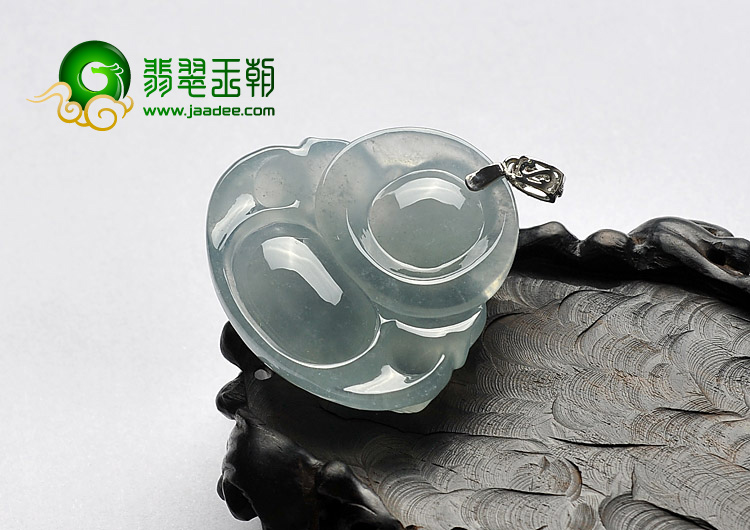 冰种晴水缅甸翡翠A货玉佛挂件