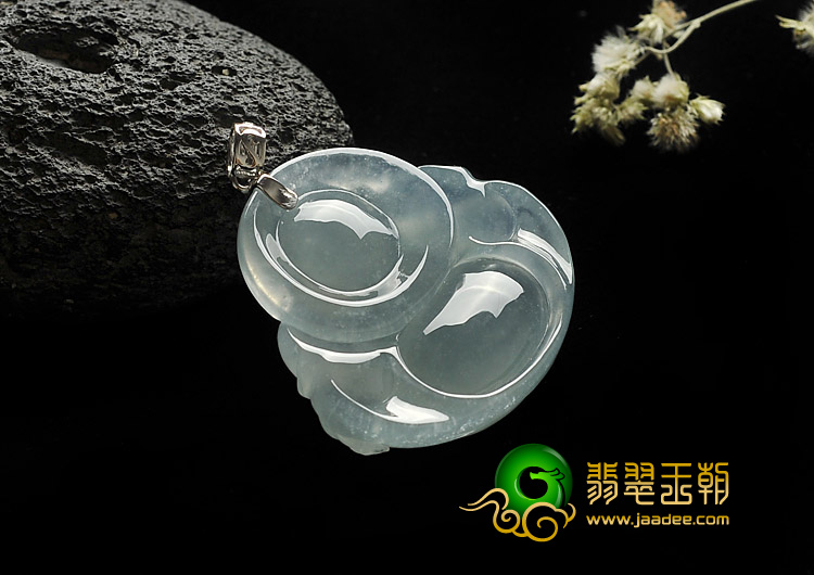 冰种晴水缅甸翡翠A货玉佛挂件