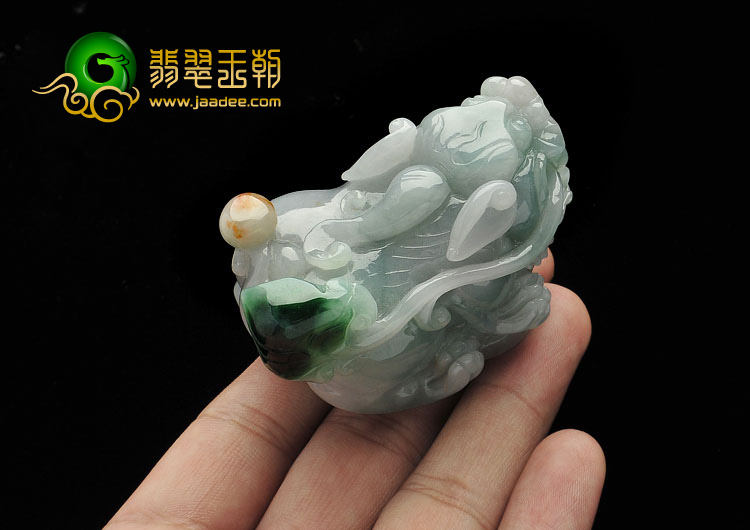 糯冰种三彩缅甸翡翠A货貔貅挂件
