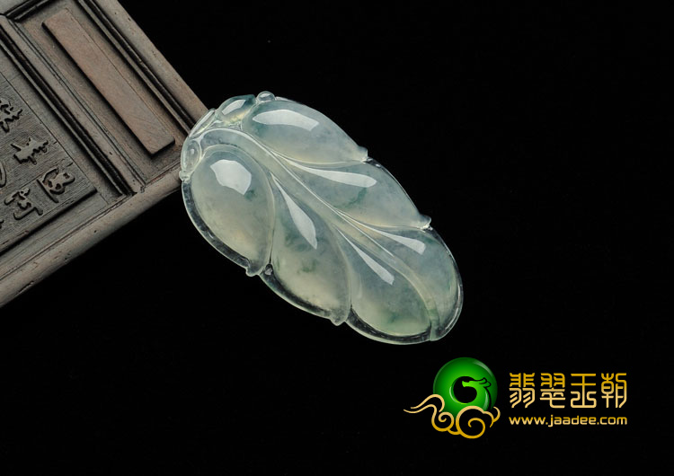 冰种飘花缅甸翡翠A货叶子挂件
