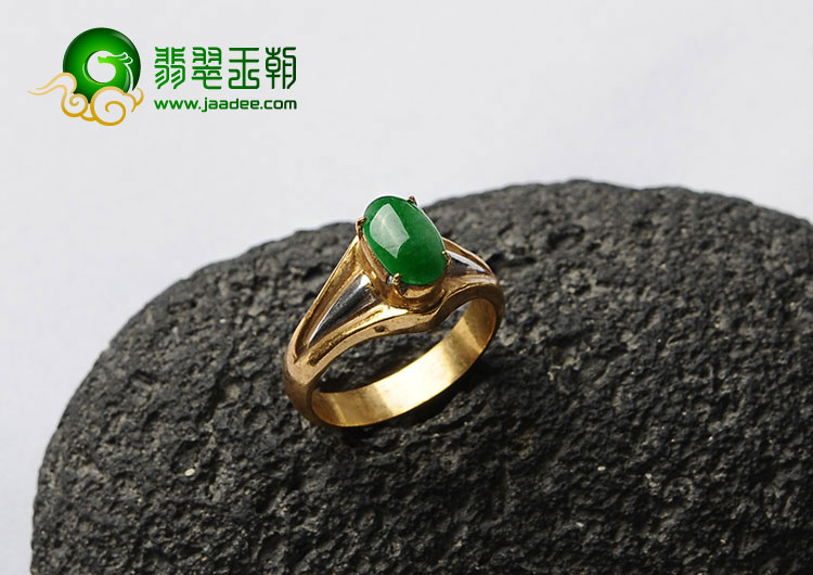 糯冰种阳绿缅甸翡翠A货戒面（一批走）