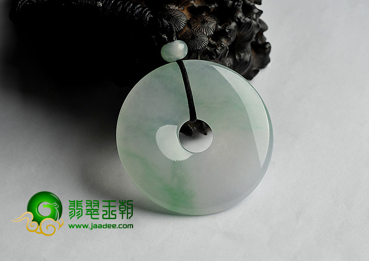 冰种飘翠缅甸翡翠A货平安扣挂件