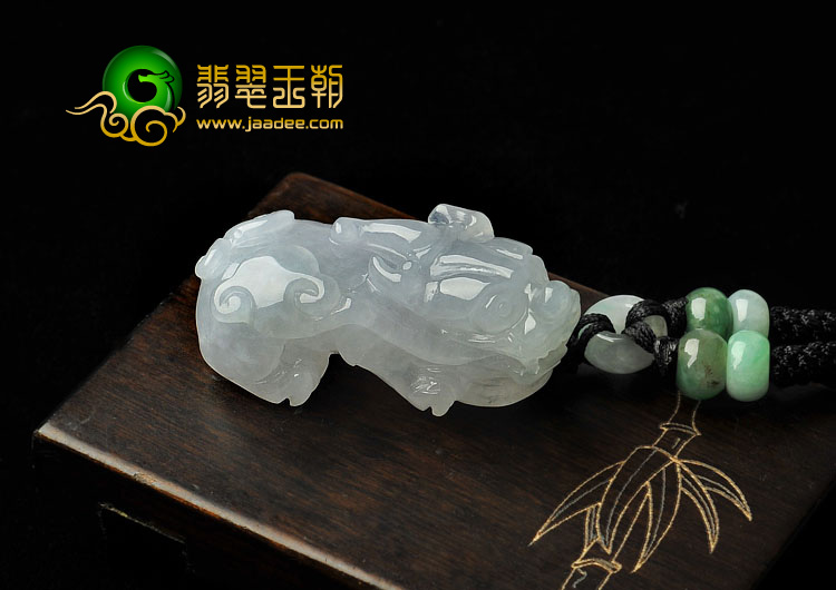 冰种晴水缅甸翡翠A货貔貅挂件（一对）