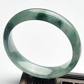 糯冰种晴水飘花缅甸翡翠A货手镯（56.1mm）