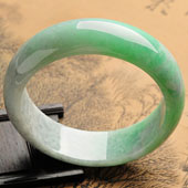 糯冰种翠色缅甸翡翠A货手镯（59.3mm）