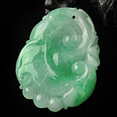 糯冰种翠色缅甸翡翠A货如意挂件