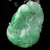 糯冰种翠色缅甸翡翠A货梅花挂件