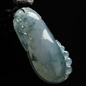 (超值推荐)冰种飘花缅甸翡翠A货福瓜挂件