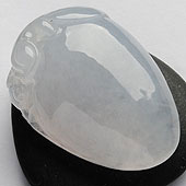 糯冰种淡晴水缅甸翡翠A货福瓜挂件