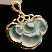 冰玻种略飘花缅甸翡翠A货镶玫瑰金如意胸坠（真钻）