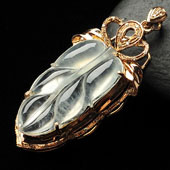 冰种无色缅甸翡翠A货镶玫瑰金金枝玉叶胸坠（真钻）