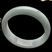 糯冰种晴水缅甸翡翠A货手镯（61.9mm）