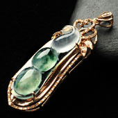 冰玻种飘花缅甸翡翠A货四季豆镶玫瑰金胸坠（真钻）