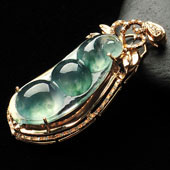 冰玻种飘花缅甸翡翠A货四季豆镶玫瑰金胸坠（真钻）