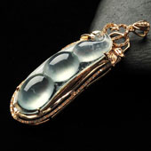 冰玻种飘花缅甸翡翠A货镶玫瑰金四季豆胸坠（真钻）