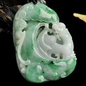 糯冰种翠色缅甸翡翠A货龙行如意挂件