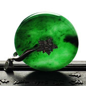 糯冰种癣加绿缅甸翡翠A货镶银平安扣胸坠（水钻）