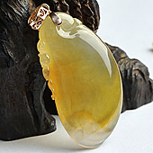 冰种黄翡缅甸翡翠A货福瓜挂件（金扣）