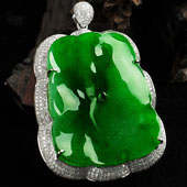 冰种阳绿缅甸翡翠A货镶白金荷叶胸坠（真钻）