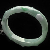 糯冰种豆色缅甸翡翠A货雕花贵妃镯（56mm-47mm）