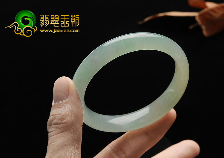 冰种晴水略带翠缅甸翡翠A货手镯（58.2mm）
