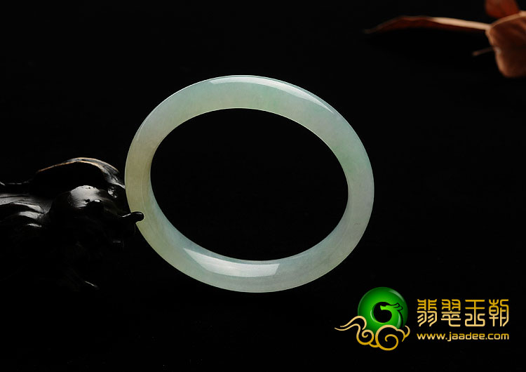 冰种晴水略带翠缅甸翡翠A货手镯（58.2mm）