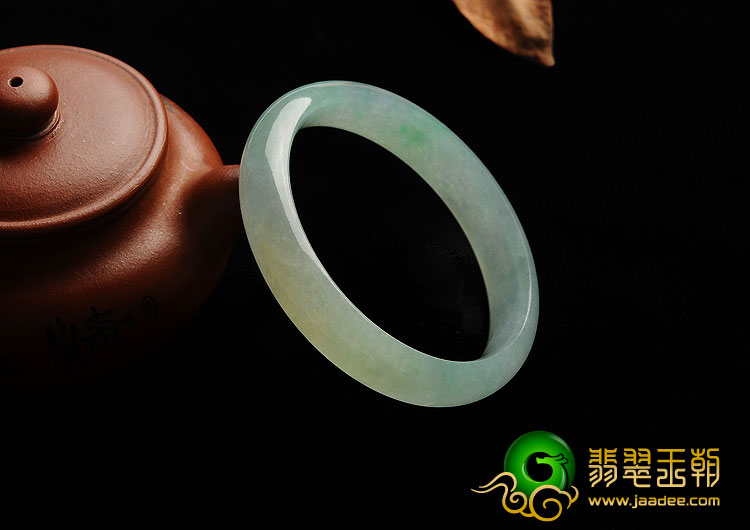 冰种晴水略带翠缅甸翡翠A货手镯（58.2mm）