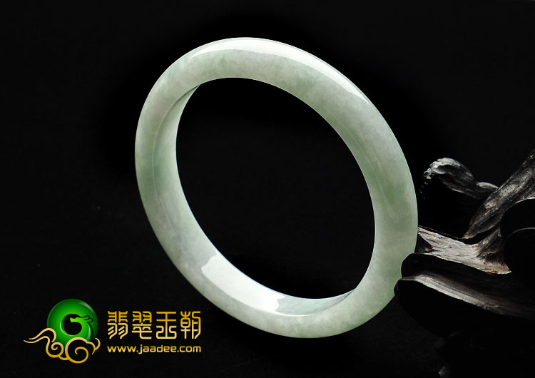 糯冰种晴水缅甸翡翠A货手镯（55.1mm）