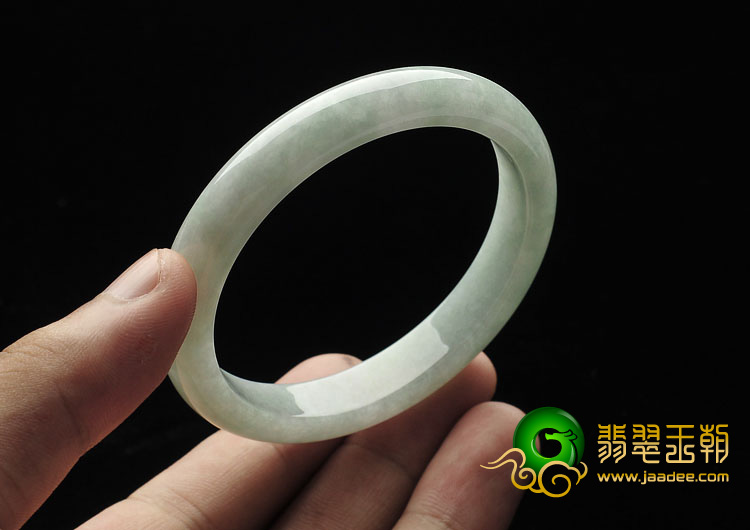 糯冰种晴水缅甸翡翠A货手镯（55.1mm）